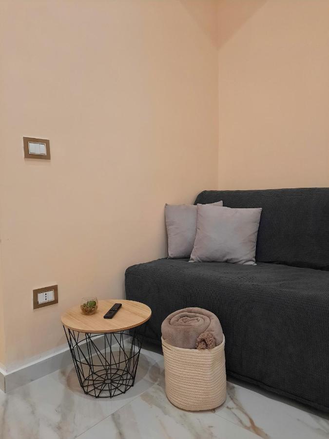Re Ferdinando Apartment Napoli Bagian luar foto