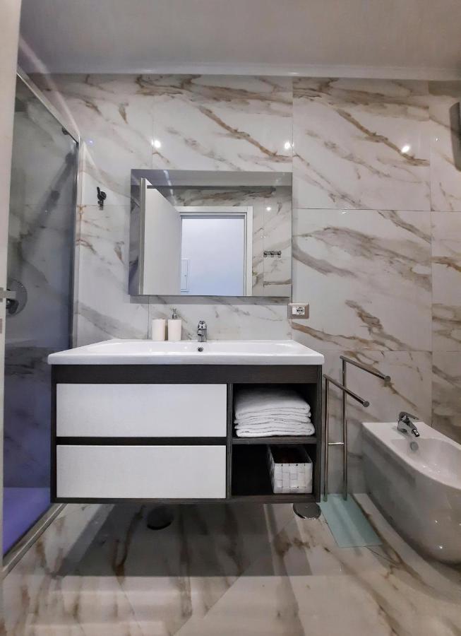 Re Ferdinando Apartment Napoli Bagian luar foto