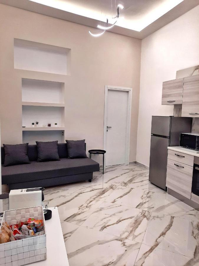 Re Ferdinando Apartment Napoli Bagian luar foto